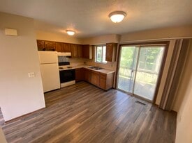 1936 Highland Park Rd, Unit APT 2