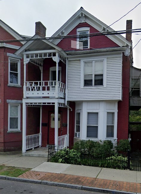 162 Mill St in Poughkeepsie, NY - Building Photo