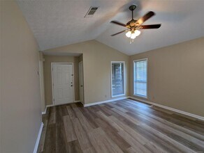 6885 Brownwood Ln in Montgomery, AL - Building Photo - Building Photo