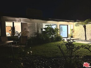 1341 Charmel Pl in Los Angeles, CA - Building Photo - Building Photo