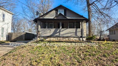410 E Kansas Ave in Independence, MO - Building Photo - Building Photo