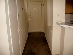 9623 Sugar Hill Dr in Austin, TX - Building Photo - Building Photo