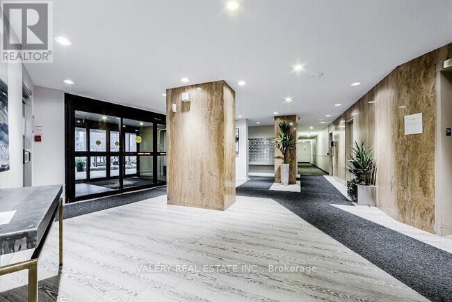 75 Eastdale Ave in Toronto, ON - Building Photo - Building Photo