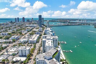 1000 West Ave in Miami Beach, FL - Building Photo - Building Photo