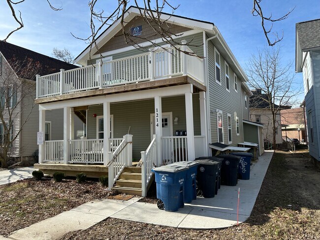 1214 Washtenaw Ct in Ann Arbor, MI - Building Photo - Building Photo