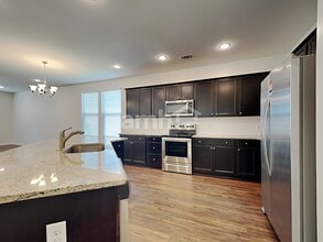 391 Southwilde Way in Pooler, GA - Building Photo - Building Photo