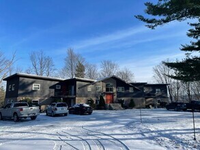 513 Waverly Ave, Unit 3 in South Abington, PA - Building Photo - Building Photo