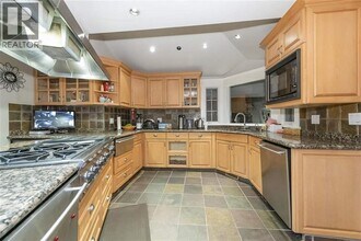 4XXX Beverly Crescent in Vancouver, BC - Building Photo - Building Photo