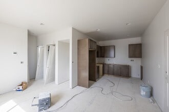 582 Aspen Ave in Sugar City, ID - Building Photo - Building Photo