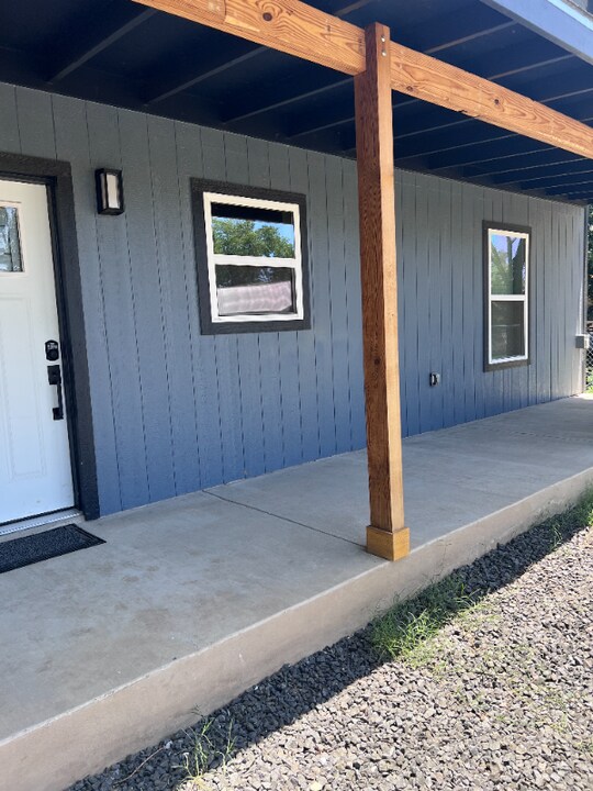 404 Scott St in Kerrville, TX - Building Photo