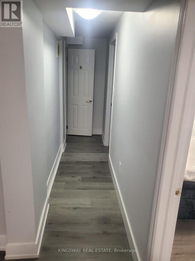 23 Catchfly Crescent in Brampton, ON - Building Photo - Building Photo