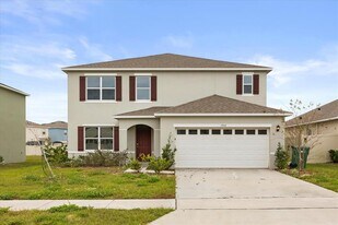 5246 Mahogany Dr in Mount Dora, FL - Building Photo