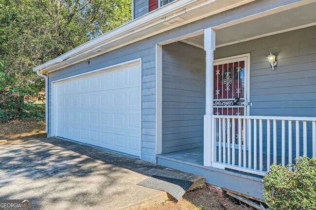 849 Ridge Ave in Stone Mountain, GA - Building Photo - Building Photo