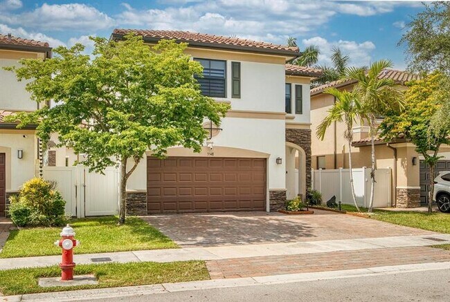 3548 W 88th St in Hialeah, FL - Building Photo - Building Photo