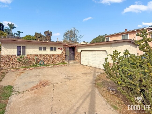 property at 2466 Calle Tres Lomas