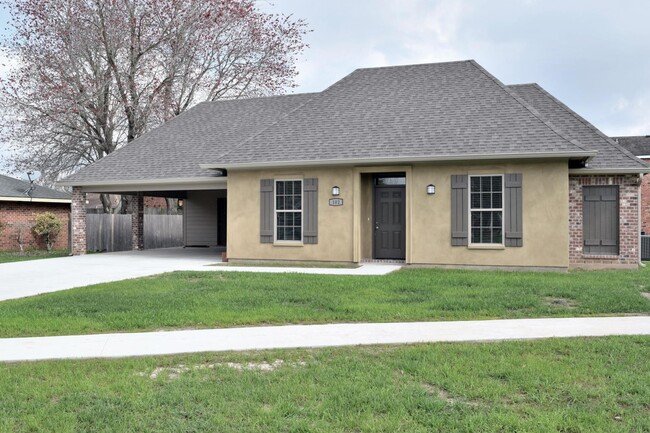property at 102 Cane Dr