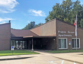 Prairie Grove Affordable Senior Apartments in East Prairie, MO - Foto de edificio - Building Photo