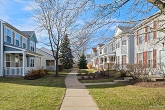 967 Serendipity Dr in Aurora, IL - Building Photo - Building Photo