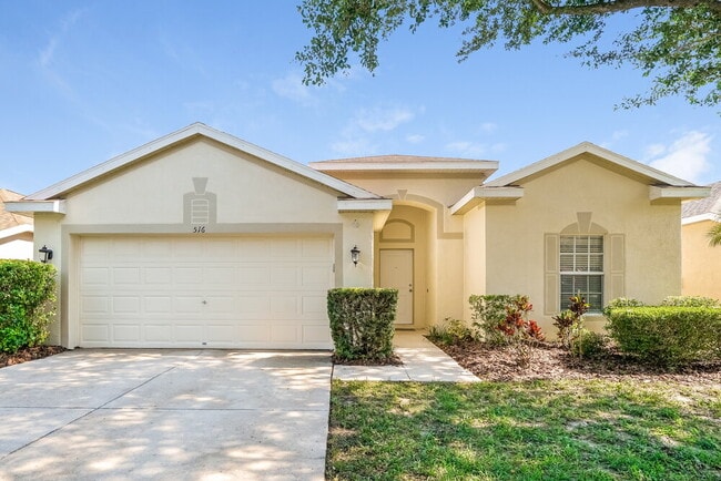 property at 516 Magnolia Pointe Ct