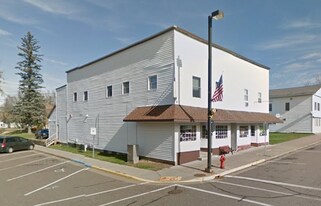 302 Main St in Cornell, WI - Building Photo