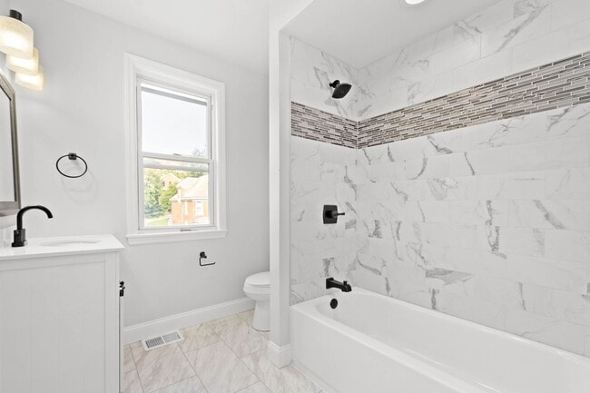 84 Pasadena St in Pittsburgh, PA - Building Photo - Building Photo