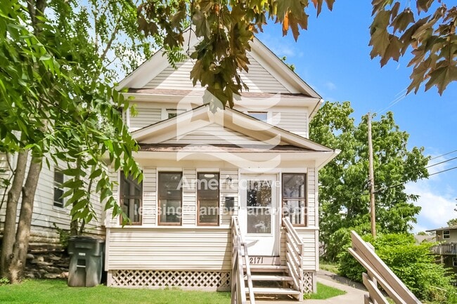 property at 2171 11th St SW