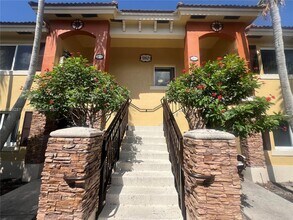 980 NE 33rd Terrace in Homestead, FL - Foto de edificio - Building Photo