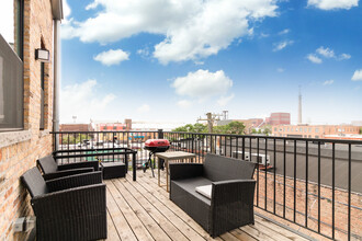 2124 S Halsted in Chicago, IL - Building Photo - Building Photo
