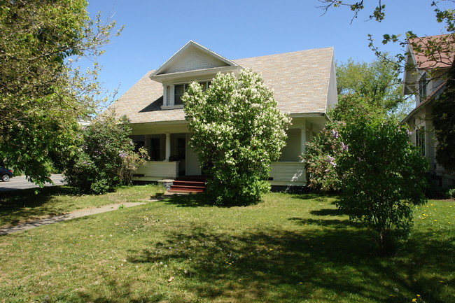 1428 N Lincoln St in Spokane, WA - Building Photo - Building Photo