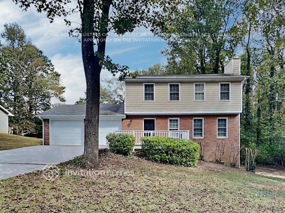 4690 Cedar Brook Dr SE in Conyers, GA - Building Photo