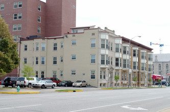 Barton Center in Indianapolis, IN - Building Photo - Building Photo