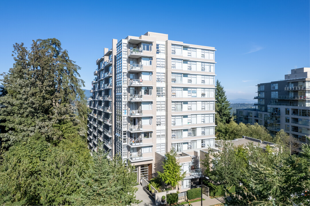 Aurora in Burnaby, BC - Building Photo