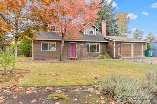 20534 SW Rosa Dr in Aloha, OR - Building Photo