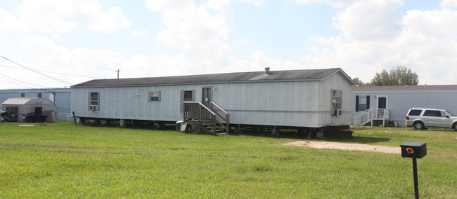 Countryside Mobile Home Park in Scott, LA - Foto de edificio - Building Photo