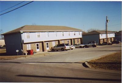 601 Bain St in Ozark, MO - Building Photo