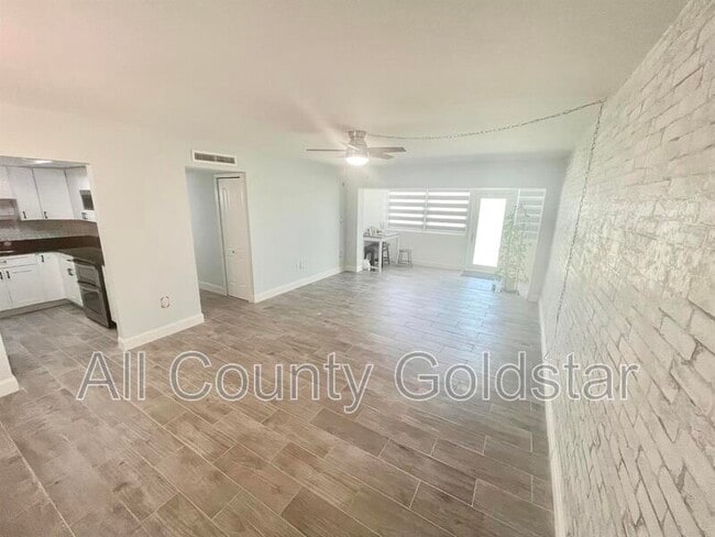 21287 Gertrude Ave in Port Charlotte, FL - Building Photo - Building Photo