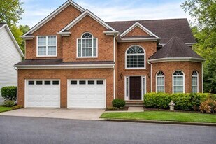 2820 Jamont Ct in Marietta, GA - Building Photo