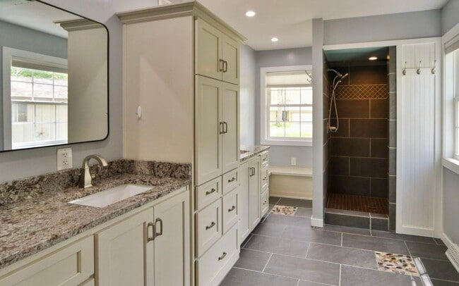property at 1776 N Royal Oaks Dr