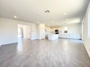 5880 Sunset Creek St in Enterprise, NV - Building Photo - Building Photo