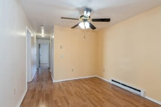 112 Astor Pl in Jersey City, NJ - Building Photo - Building Photo