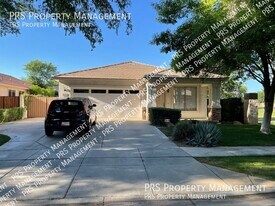 3733 E Bruce Ct in Gilbert, AZ - Building Photo