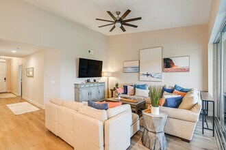 6824 Sterling Greens Dr in Naples, FL - Building Photo - Building Photo