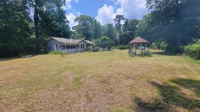 1178 Co Rd 2721 in Cleveland, TX - Building Photo - Building Photo