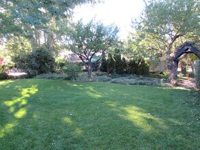 1879 Town Meadows Ct in South Jordan, UT - Building Photo - Building Photo