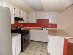 3107 Isla Verde Cir in El Paso, TX - Foto de edificio - Building Photo