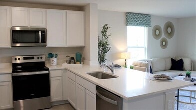 8412 Gower Trl in Wildwood, FL - Building Photo - Building Photo