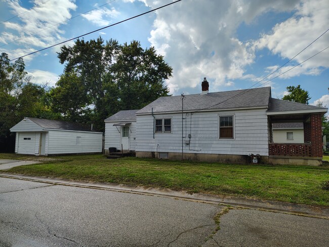 4700 Ross Ave in Dayton, OH - Building Photo - Building Photo