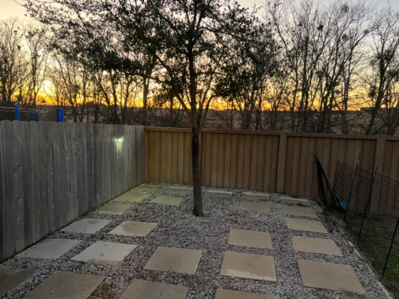 2960 E Old Settlers Blvd in Round Rock, TX - Building Photo