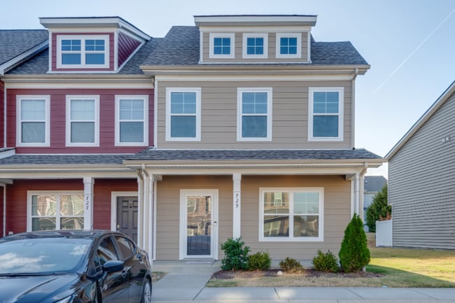 property at 729 Bradburn Village Way