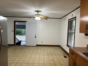 1200 Wadsworth Rd in Albany, GA - Building Photo - Building Photo